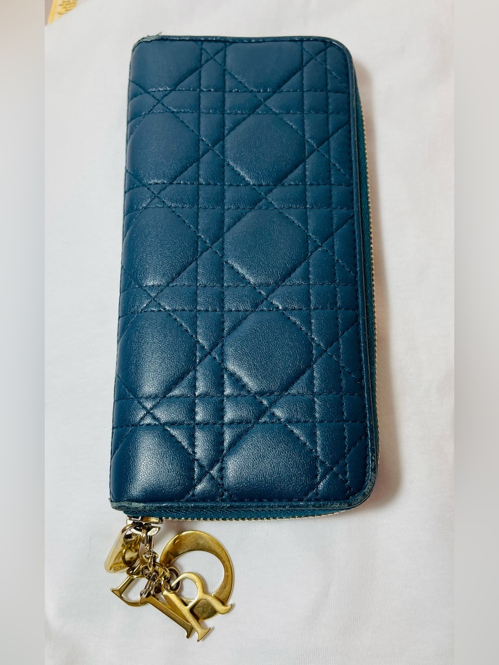 Dior Authentic zip wallet Blue/Teal color